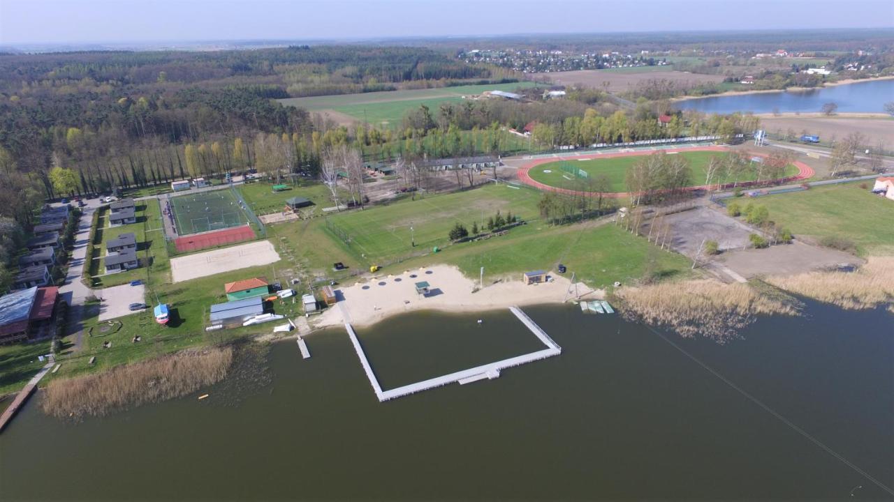 Camping Oaza Blonie Kornik Domki Standard - 3 Pokoje Exteriör bild