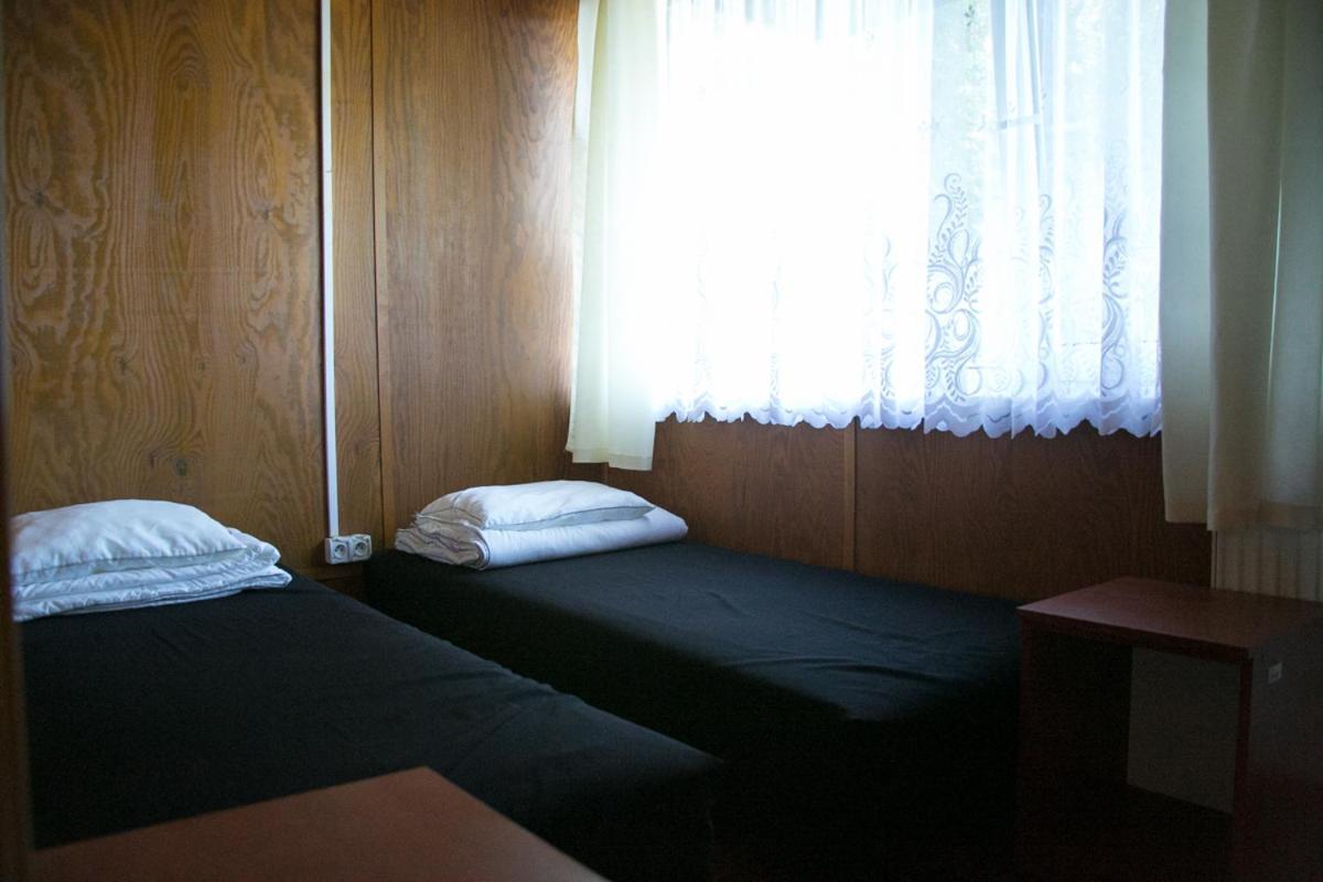 Camping Oaza Blonie Kornik Domki Standard - 3 Pokoje Exteriör bild